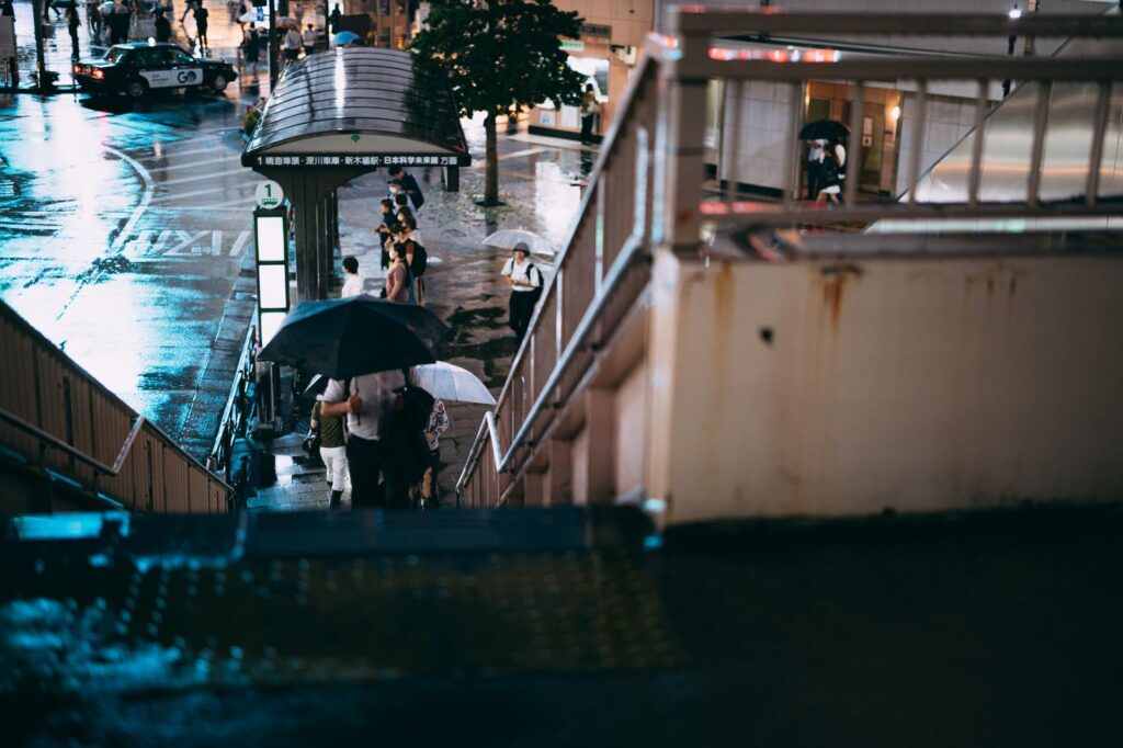 雨や雪の日でも快適にアクセスできる立地